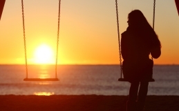 Do You Really Have to Lose Yourself to Love Someone?